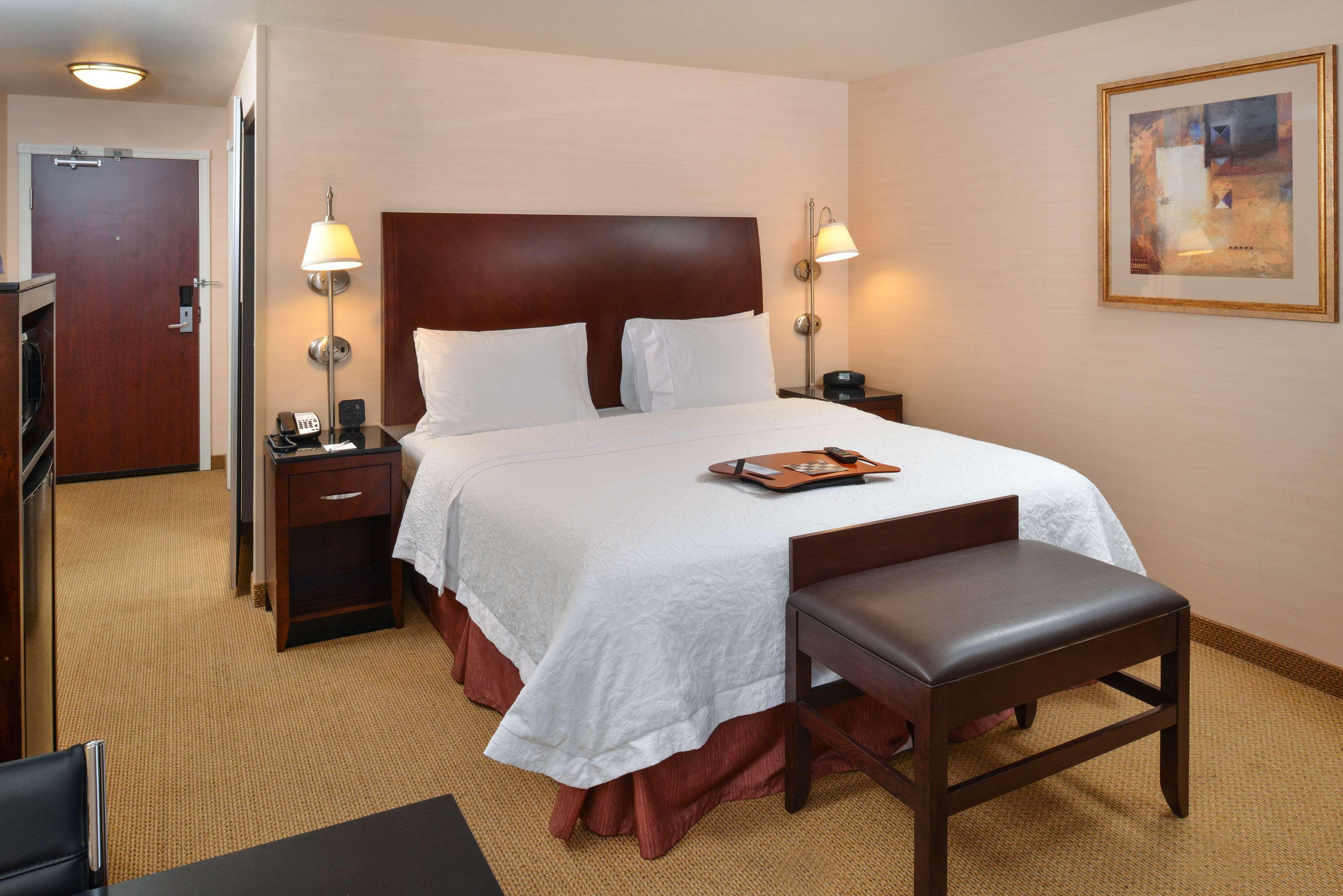 Hampton Inn & Suites Tacoma-Mall Extérieur photo