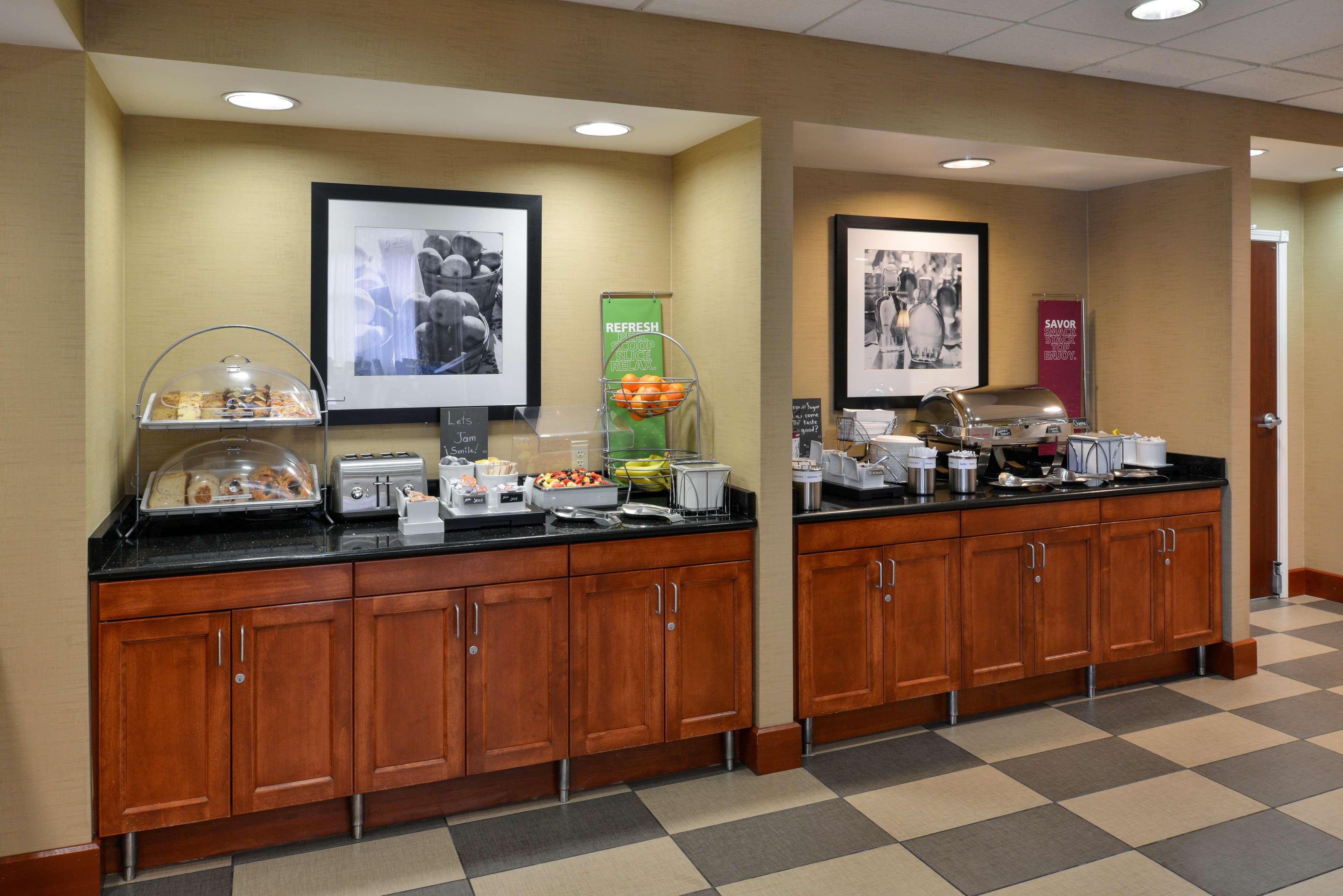 Hampton Inn & Suites Tacoma-Mall Extérieur photo