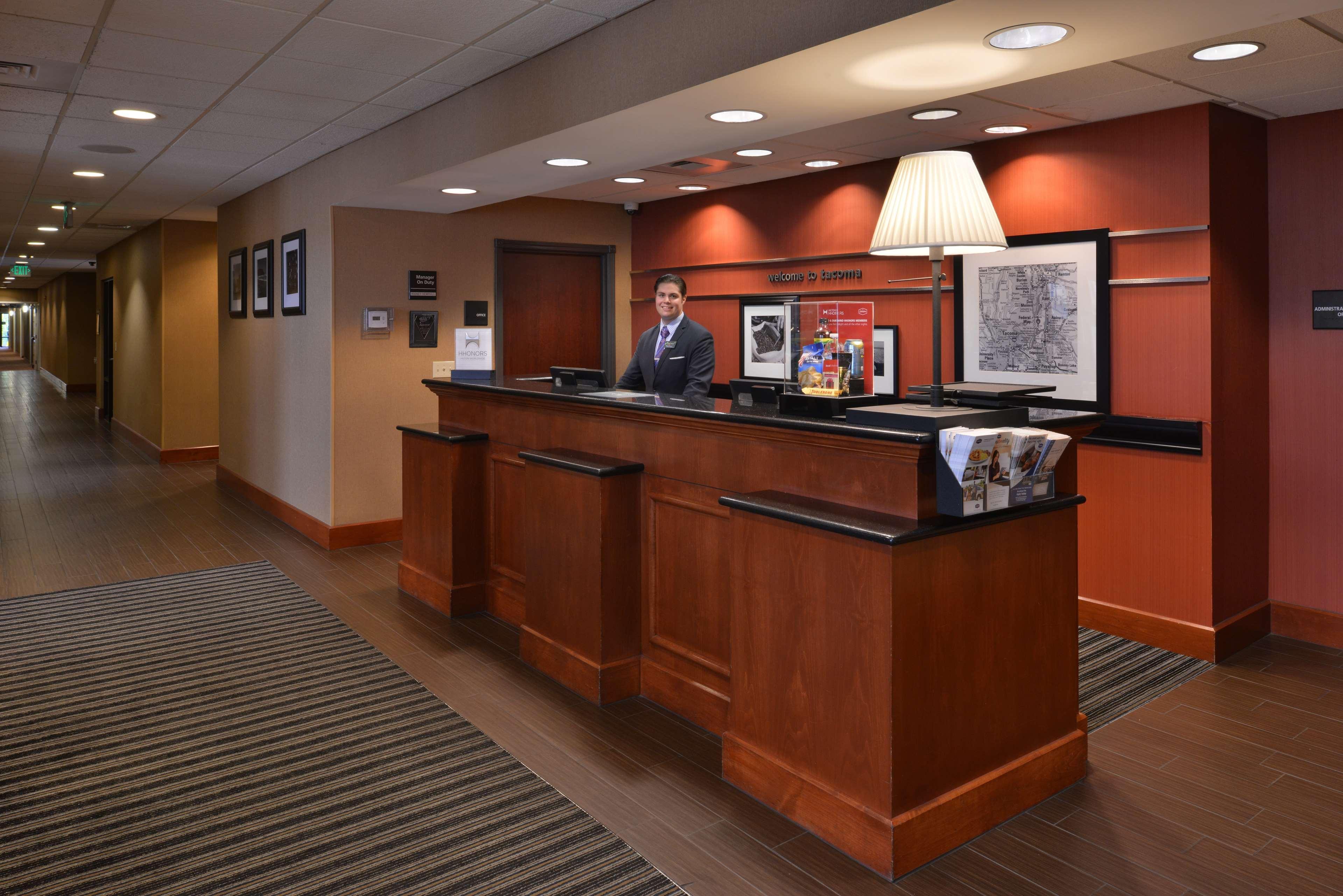 Hampton Inn & Suites Tacoma-Mall Extérieur photo